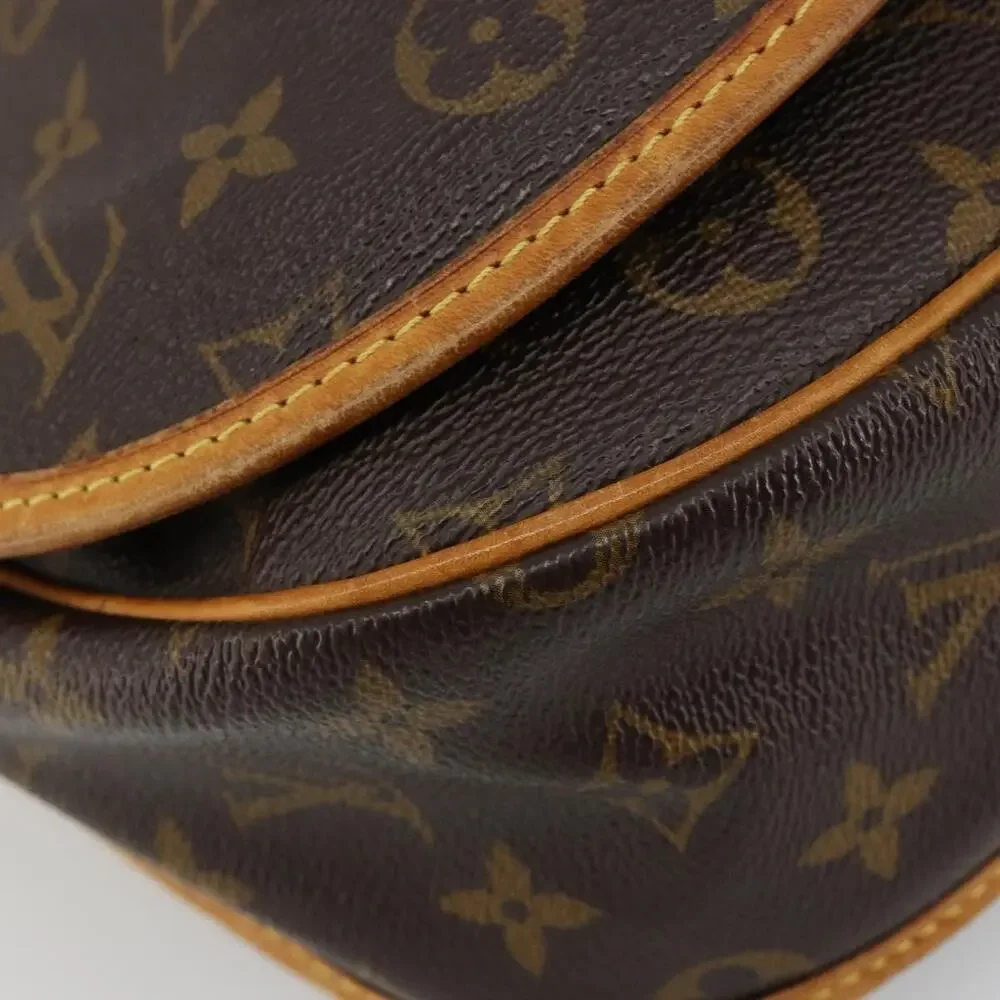 Louis Vuitton height width